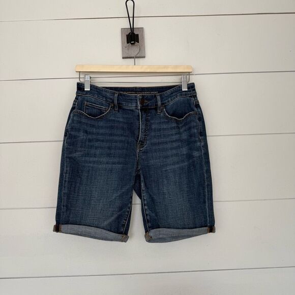 Chico’s Women’s 28 So Slimming Girlfriend Short Denim - Picture 1 of 6